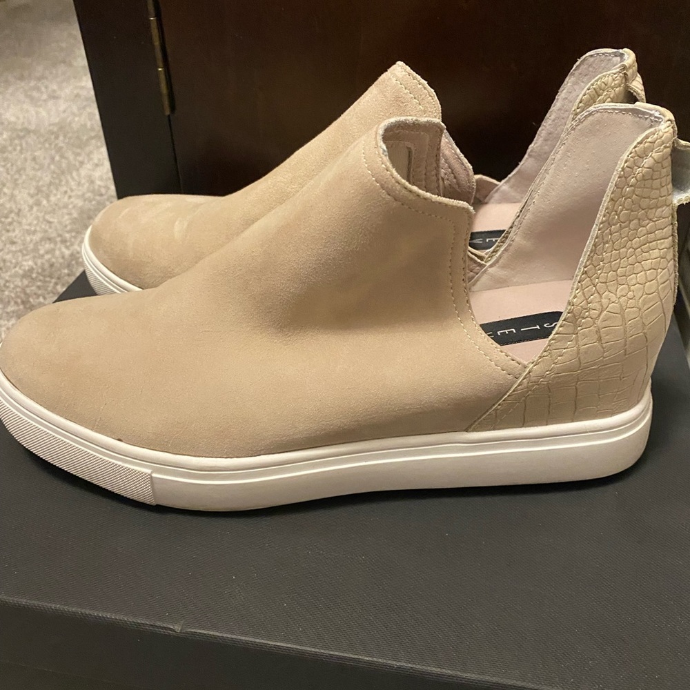 Steve By Steve Madden - image 2